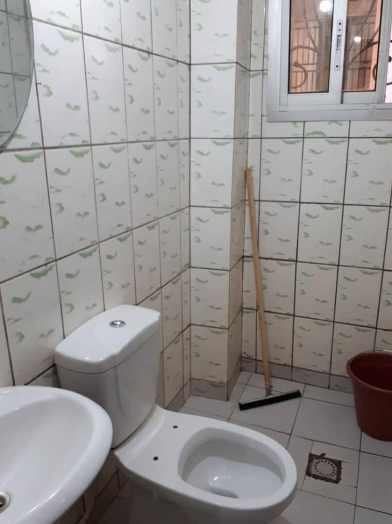 Signorile Jo 2 Apartment Yaounde Exterior photo